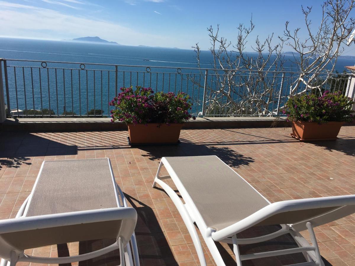 Villa D'Amare Capri View มัสซาลูเบรนเซ ภายนอก รูปภาพ
