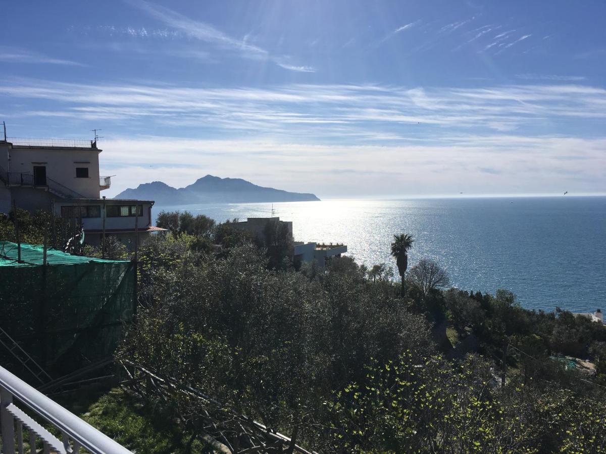 Villa D'Amare Capri View มัสซาลูเบรนเซ ภายนอก รูปภาพ