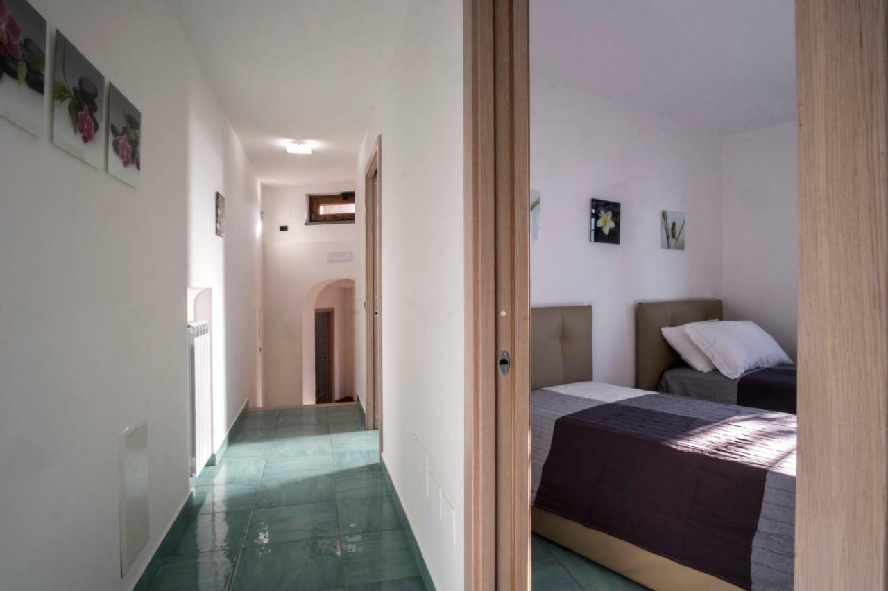 Villa D'Amare Capri View มัสซาลูเบรนเซ ภายนอก รูปภาพ