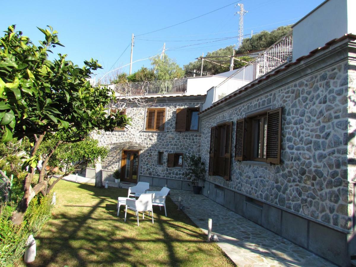 Villa D'Amare Capri View มัสซาลูเบรนเซ ภายนอก รูปภาพ